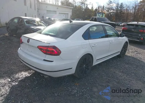 2018 Volkswagen Passat 3.6L V6 Gt z USA, uszkodzony, nr VIN 1VWJM7A39JC049527